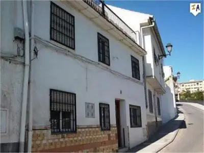 Casa Adosada 4 Dormitorios Loja