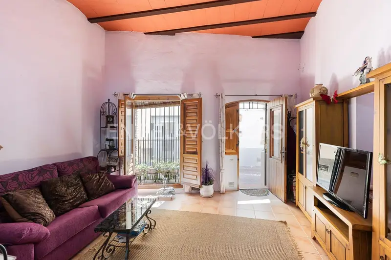 Casa en Venta en Cabanes  Chalet con Encanto Historico y Terraza Privada