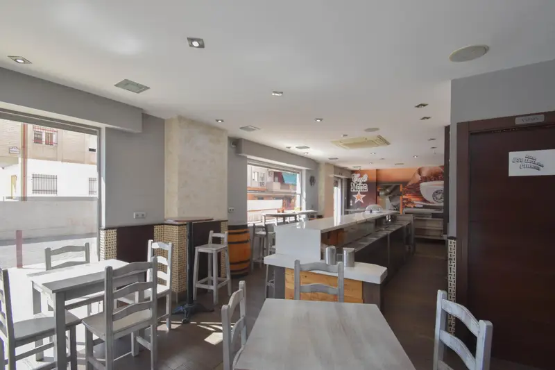 Venta Local Comercial Camino Ronda Granada