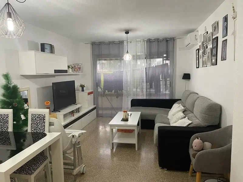 Piso en venta en Finestrat con piscina y terraza