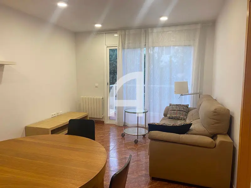 Alquiler piso Terrassa Poble Nou zona deportiva 3 habitaciones