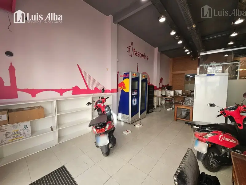 Venta Local Comercial Triana Calefaccion Oficina Adaptado