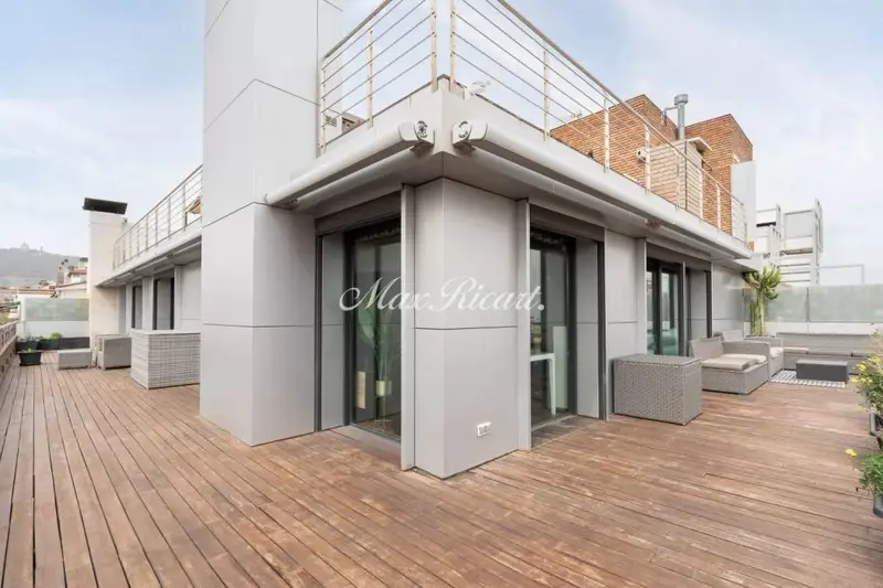 Atico de Lujo en Galvany con Piscina Privada