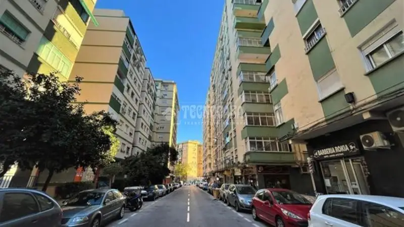 Nuda Propiedad Piso Nueva Málaga 3 Dormitorios Luminoso