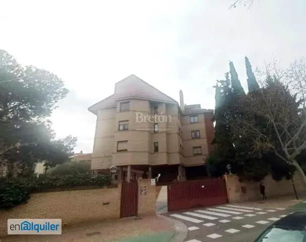 Alquiler Piso 4 Dormitorios Terraza Trastero Casablanca