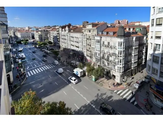 Edificio en Alquiler Santander Centro 1600m2
