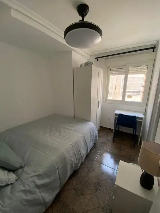 Carrer San Edesio, Manises, Valencian Community 46940