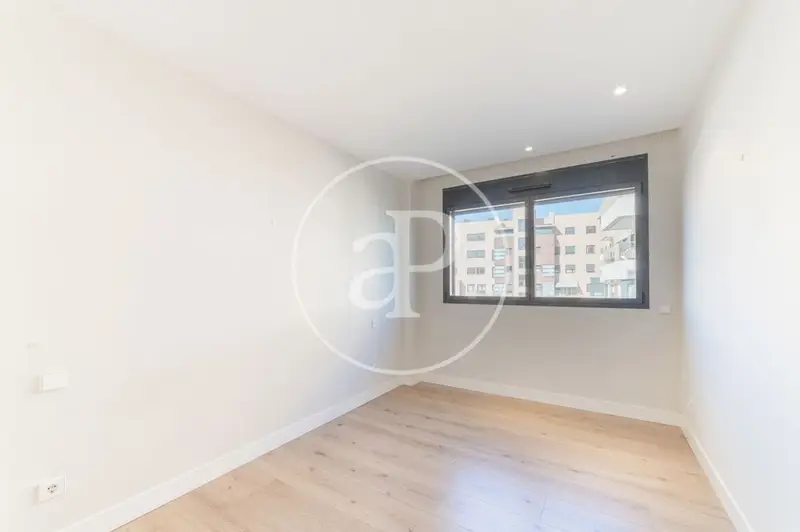 Apartamento en venta El Encinar de los Reyes Madrid
