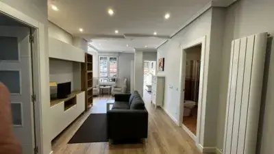 Atico de Lujo Reformado 93m2 Terraza 2Dormitorios Centro Ciudad