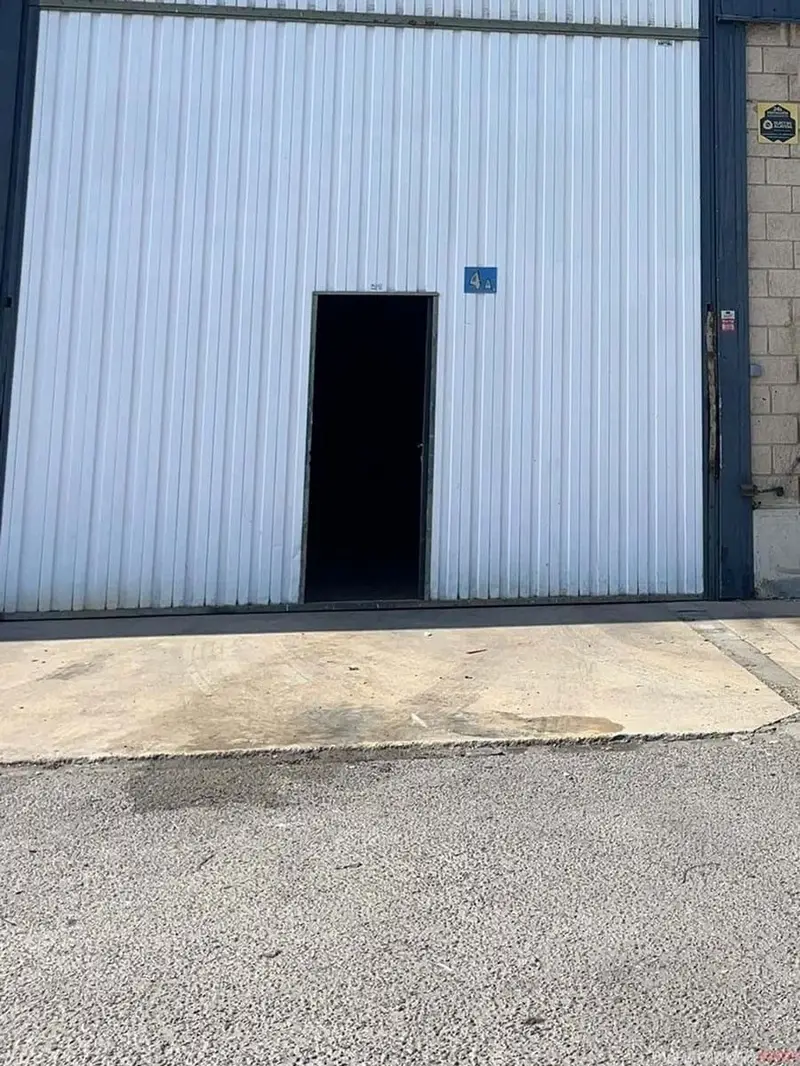 Nave Industrial 1400m² Vitoria