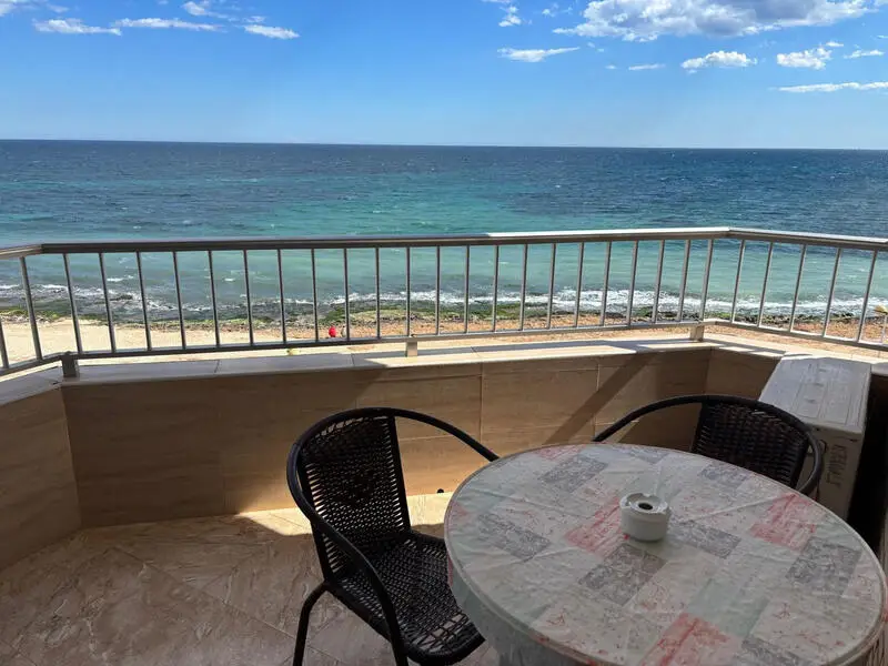 Apartamento 3 Dormitorios Primera Linea Playa Torrevieja