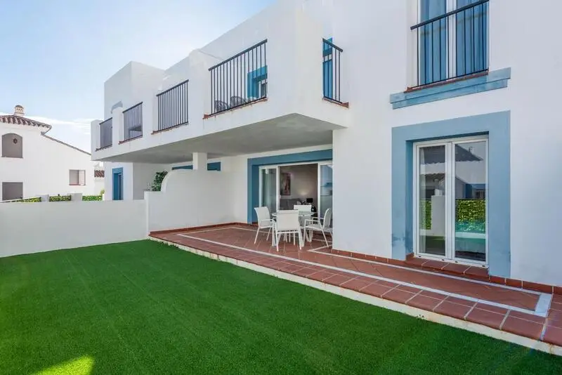 Apartamento en Venta Benahavis 2 Dormitorios 2 Baños
