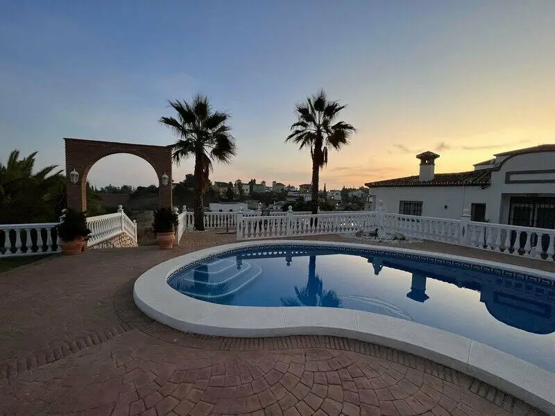 Villa independiente en Campo Mijas 4 dormitorios piscina