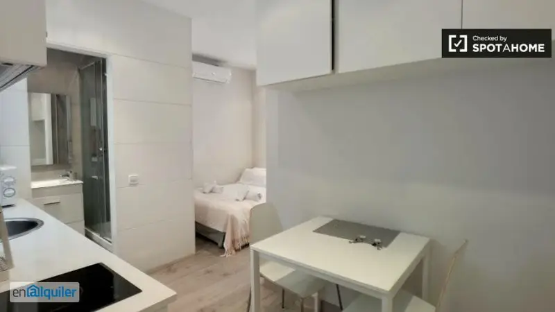 Estudio en Rambla de Catalunya Barcelona