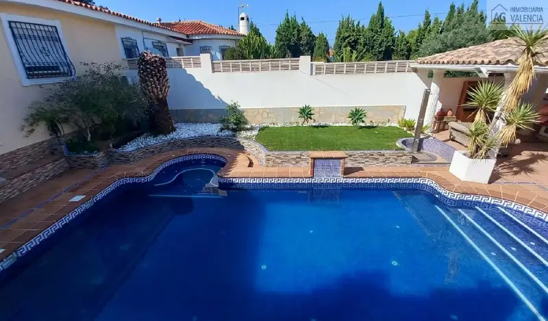 Chalet en Venta Panorama La Nucia 5 Dormitorios 3 Baños Piscina Jacuzzi