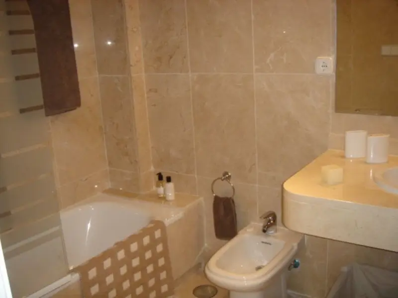 Apartamento en Hoyo de Sotogrande con Vistas al Golf