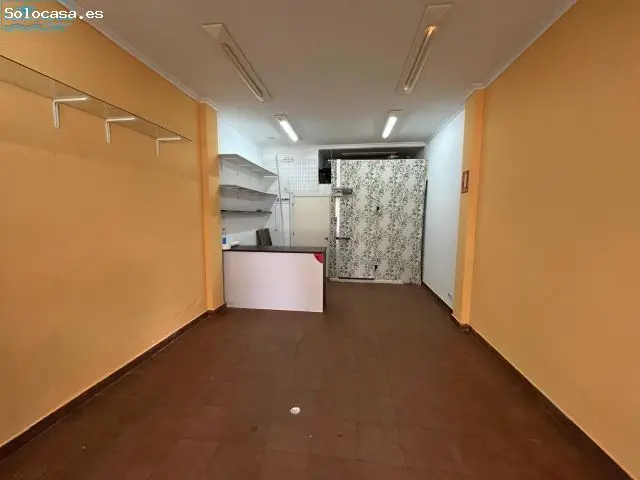 Local Comercial en Centro Comercial Garden - Ideal para Oficina