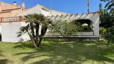 Chalet en Venta Lo Pagan 187m2 Jardin Piscina 3 Dormitorios