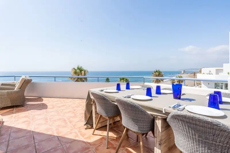 Ático de Lujo en Casares del Mar con Vistas al Mar