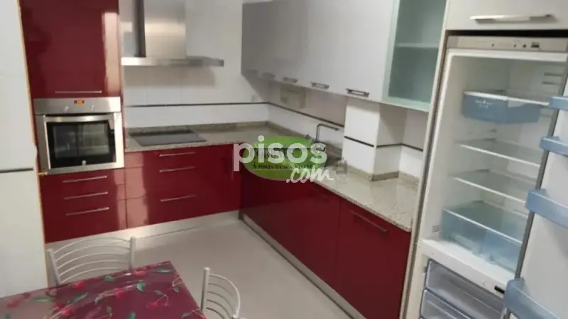 Piso en Venta Celanova con Ascensor y Garaje 3 Habitaciones