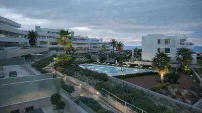 Apartamento en venta en Estepona 2 habitaciones 2 banos terraza 89m2
