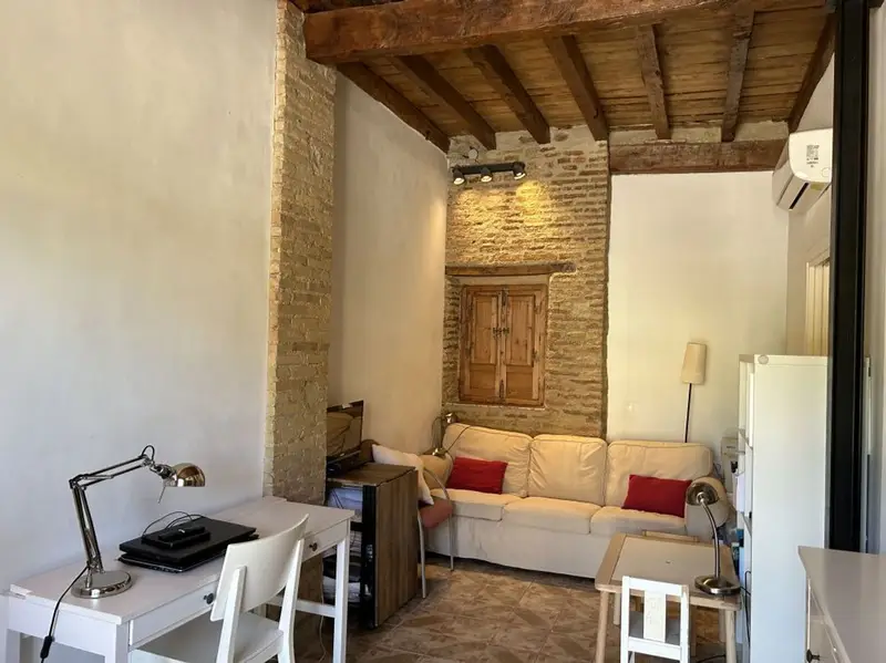 Venta Chalet con calefacción en Gran Vía, Centro Granada - Ref: LV03752