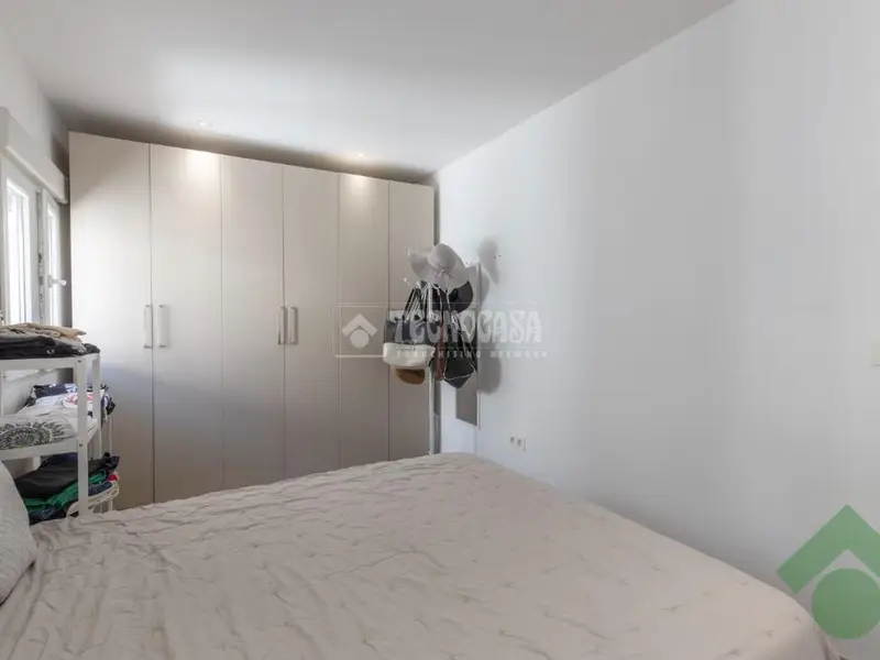 Ático en Venta en Avenida Cádiz - Reformado cerca del Campus de la Salud