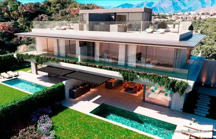 Villa de Lujo en Ojén 3 Dormitorios Vistas al Mar
