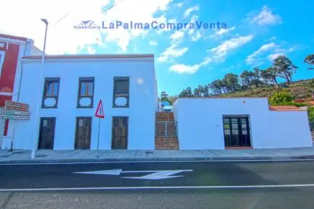 Casa Chalet en Venta Fuencaliente La Palma 3 Apartamentos Local