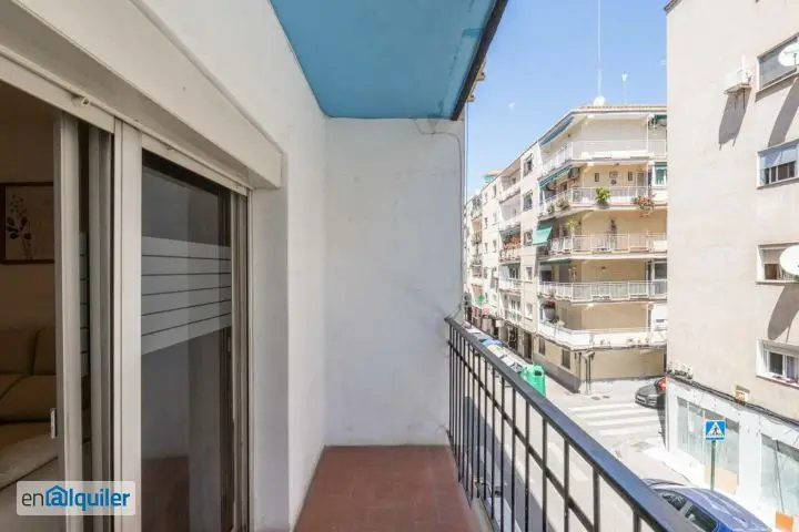 Alquiler piso Zaidín ascensor terraza 2 habitaciones