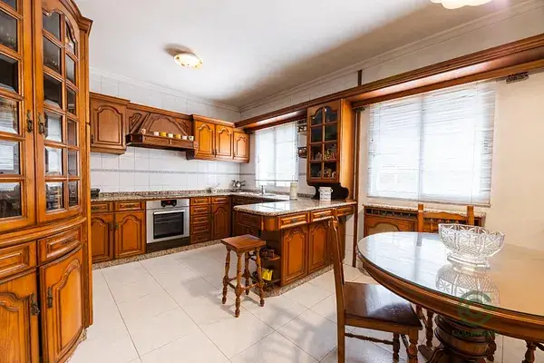 Impresionante Propiedad en Cambados para Apartamentos de Rentabilidad