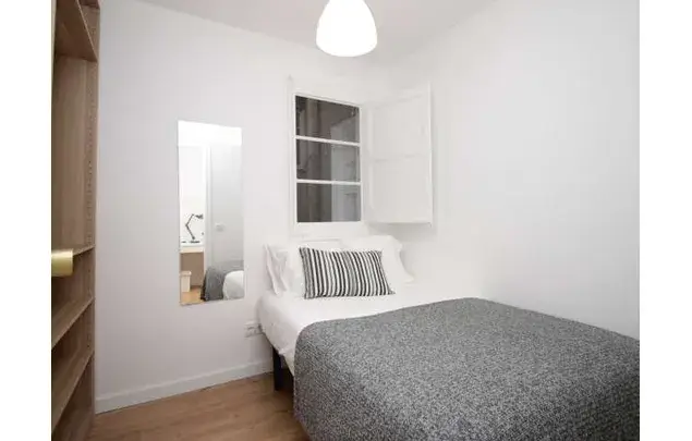 Apartamento 3 Dormitorios Barcelona Poble-sec