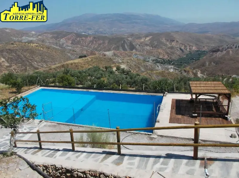 Venta Terreno con Terraza y Coto de Caza en Laroles