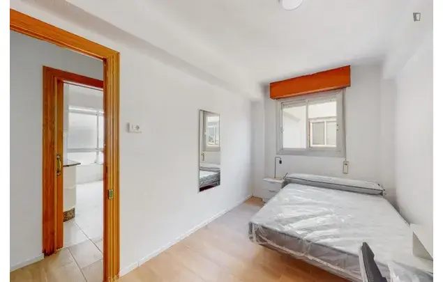 Habitación en piso compartido Castellón estudiantes trabajadores