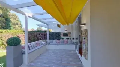 Tríplex en La Toja con 6 dormitorios y acceso a piscinas