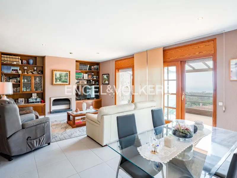 Chalet en venta en Mataró con vistas al mar