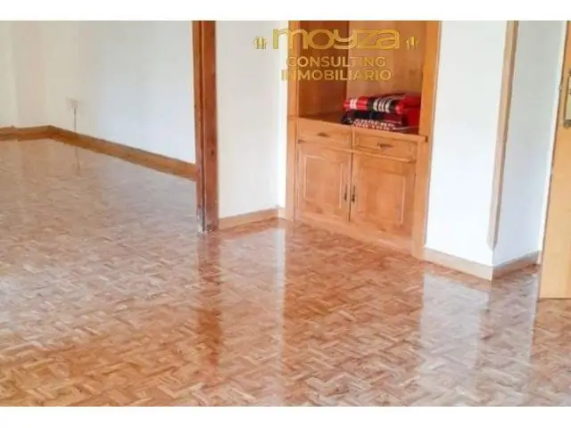 Venta Piso 196m2 4 Dormitorios 3 Banos Paseo de la Estacion