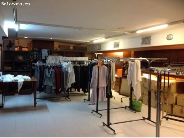 Local Comercial en Venta Torrelavega Centro Salida Humos