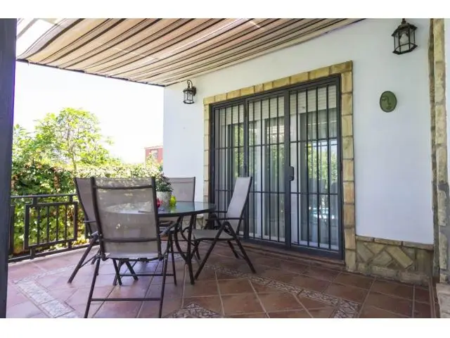 Casa con Terreno y Piscina - Ideal para Familias