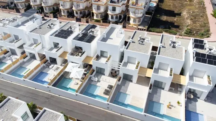 Villa en Venta Alicante 3 Dormitorios Piscina Privada