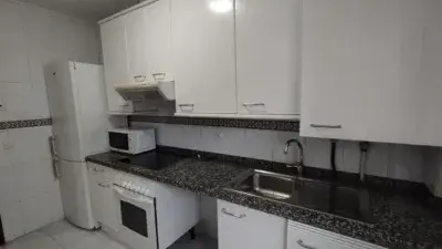 Alquiler Piso Vetusta Fozaneldi Oviedo 2 habitaciones PMR