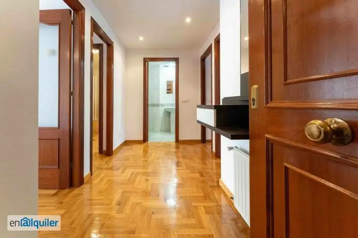 Piso en Alquiler Gijón Centro 2 Dormitorios 2 Baños Trastero