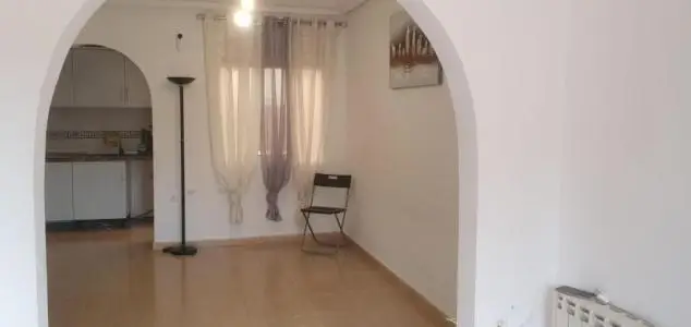 Chalet Adosado en Montecid con Solarium y Jardin