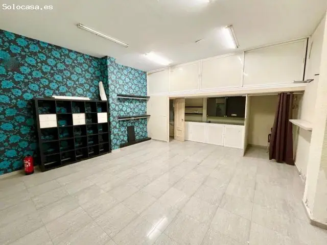 Local Comercial en Benidorm Zona Levante Cerca de la Playa
