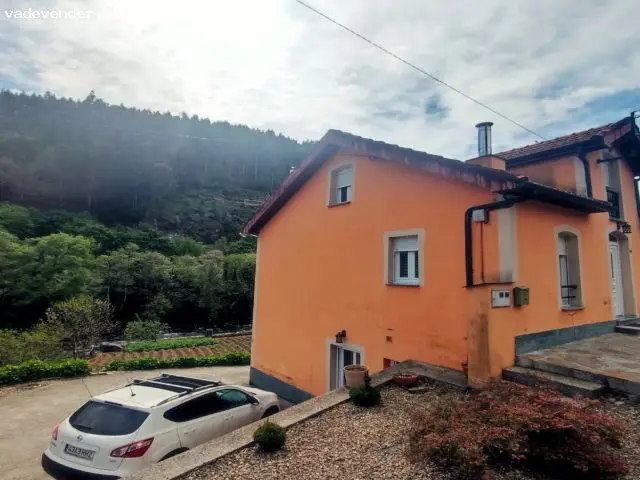 Casa Rural en A Pontenova con terreno y rio
