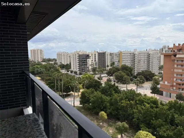 Vivienda en Pau V cerca de la playa con piscina y garaje