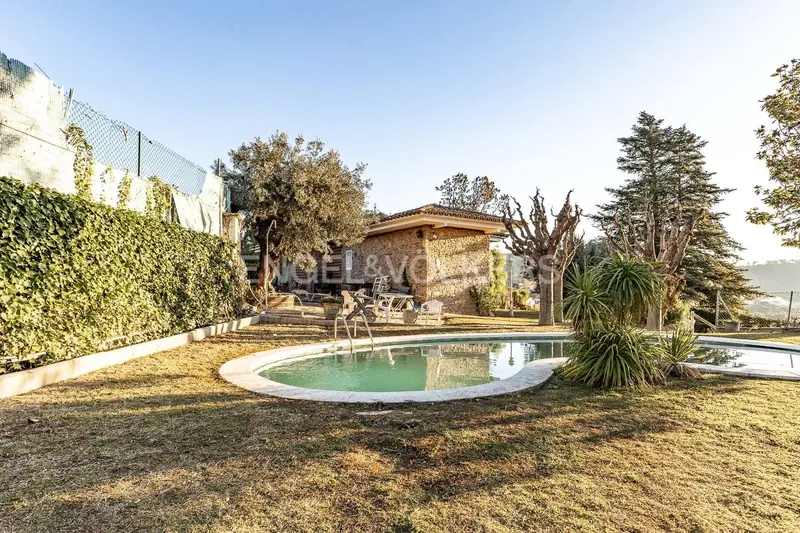 Chalet en Bigues i Riells con Piscina y Bodega
