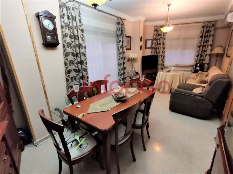 Venta Piso con Trastero en 1º de Julio Valdepeñas