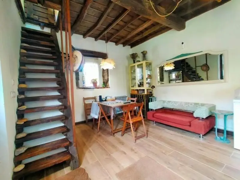 Chalet en Pravia con 2 Apartamentos en Alquiler