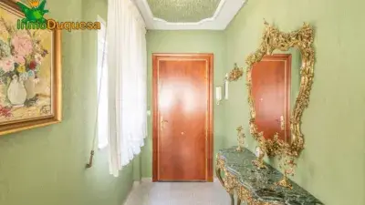 Piso en Venta Centro del Pueblo 3 Dormitorios 2 Baños Terraza Sierra Nevada